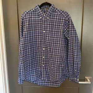 Eddie Bauer Check Relaxed Fit Button Down